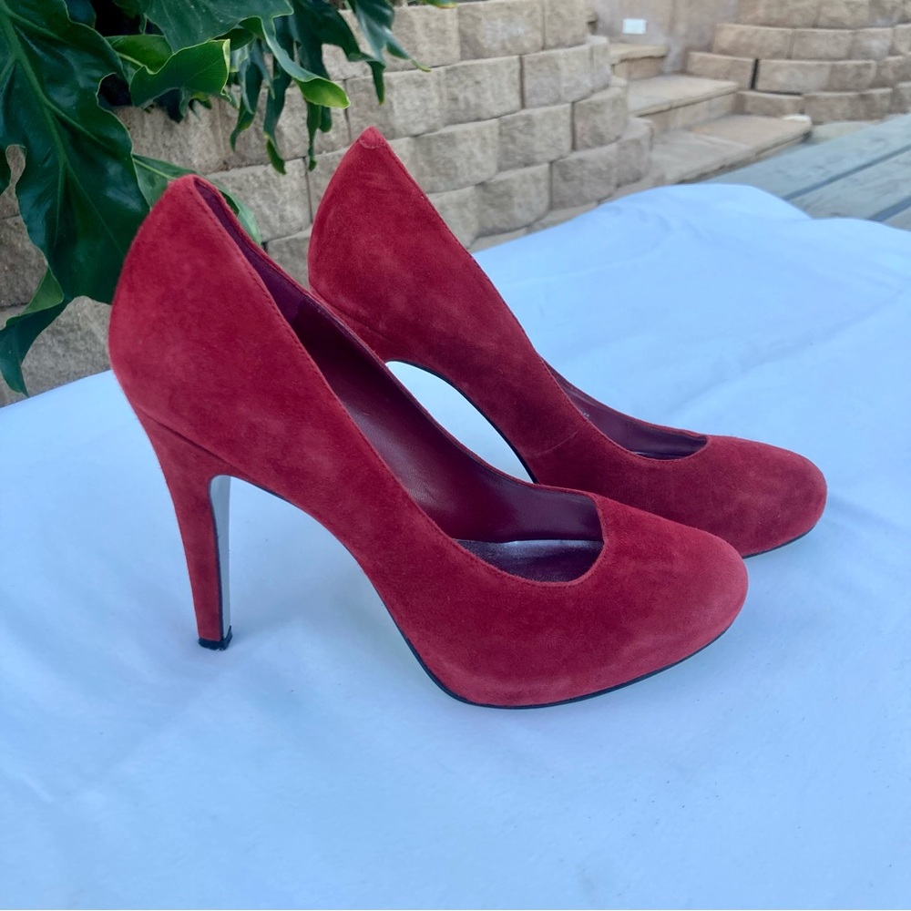 Jessica Simpson Red Heels with Stiletto and Classic Pump Style